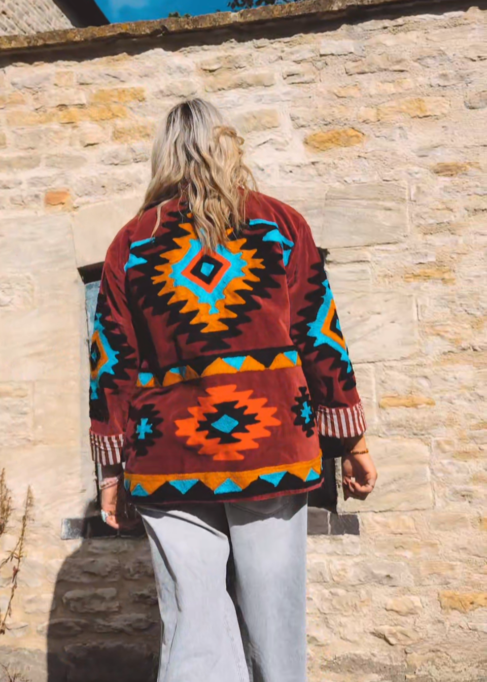 NAVECHO JACKET I (Ruby Red)