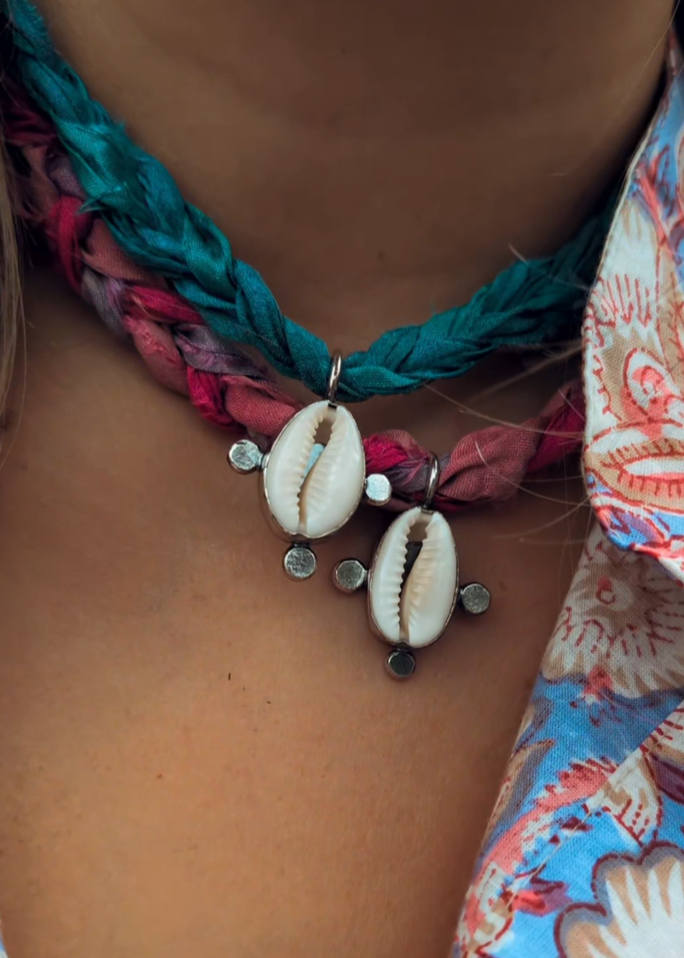 Saree Surf Necklace (Turquoise & Pink silk)