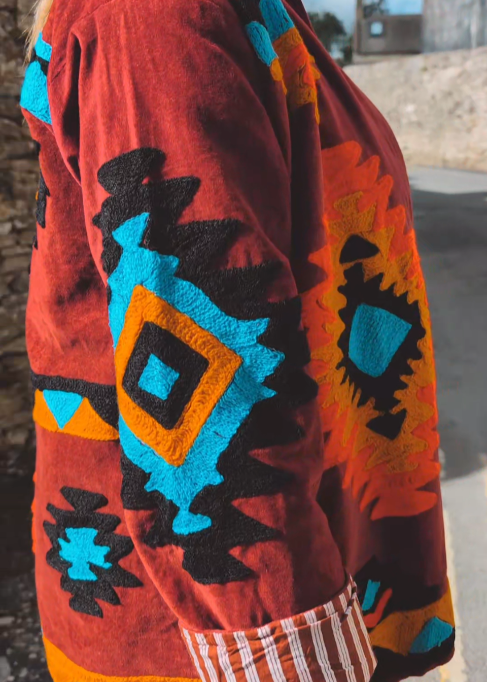 NAVECHO JACKET I (Ruby Red)