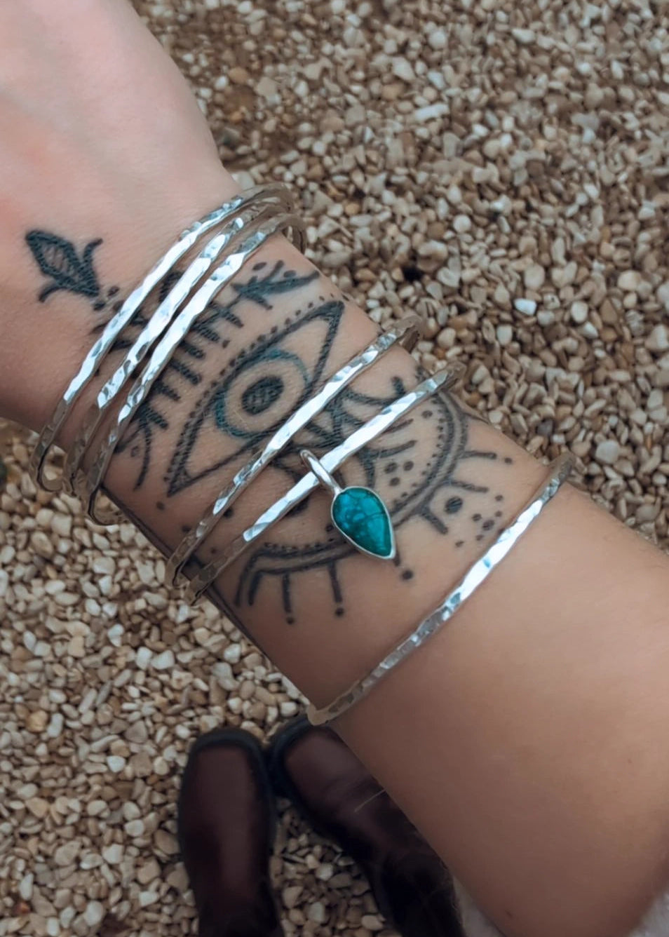 Dangly Bangle V (Turquoise)