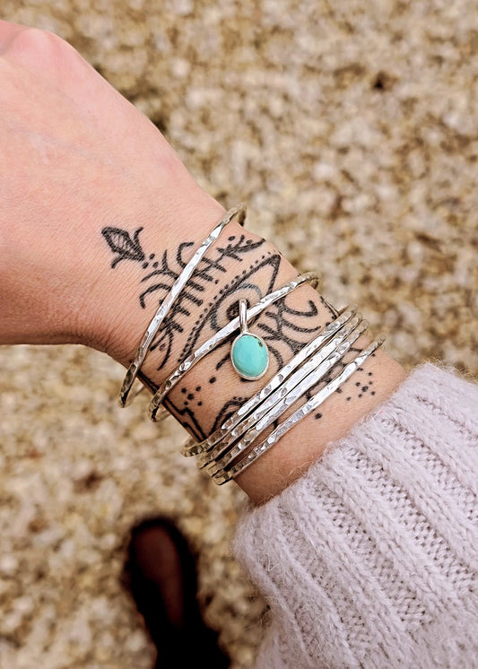 Dangly Bangle II (Turquoise)