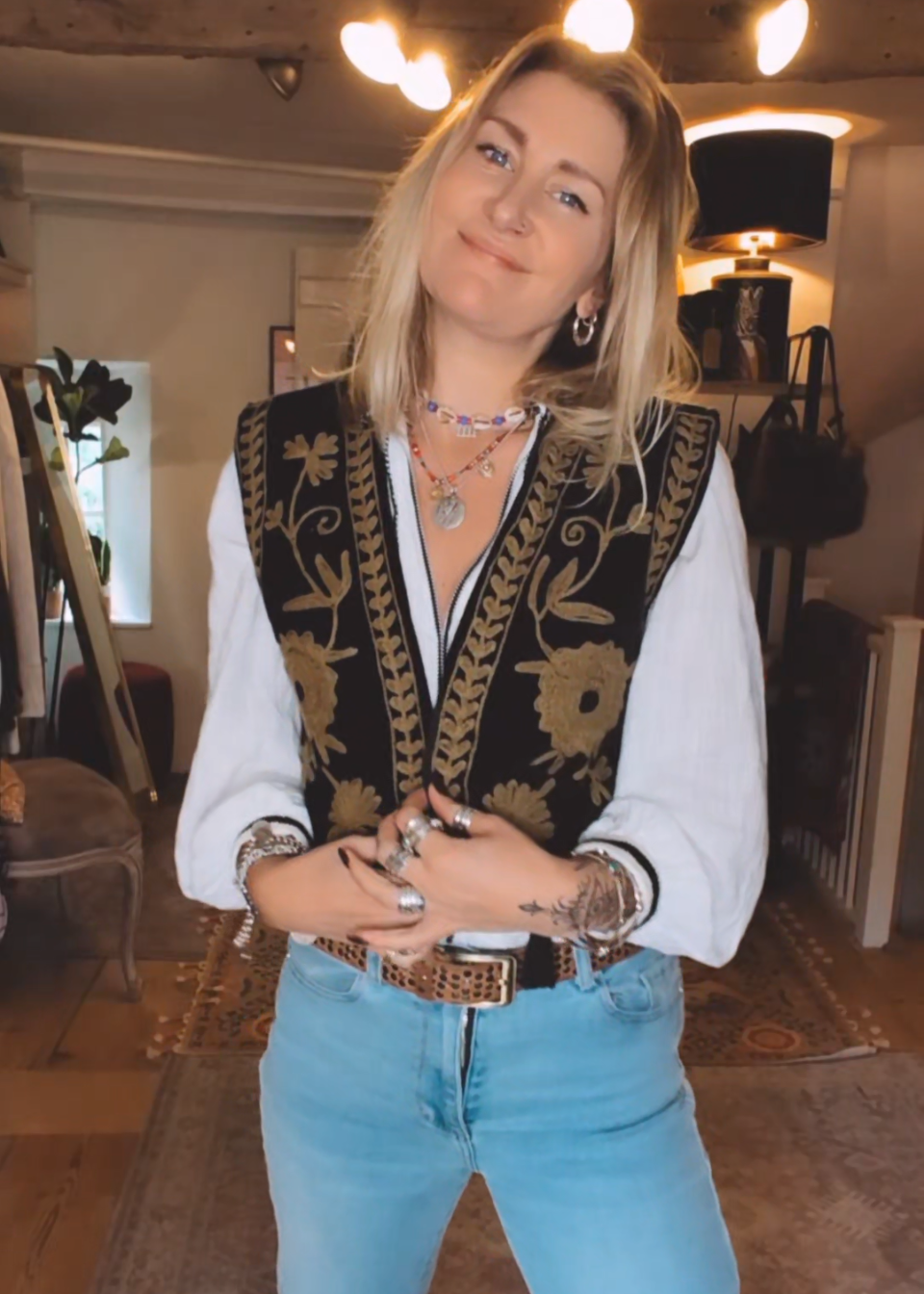 Stevie Gilet (Black & Tan)