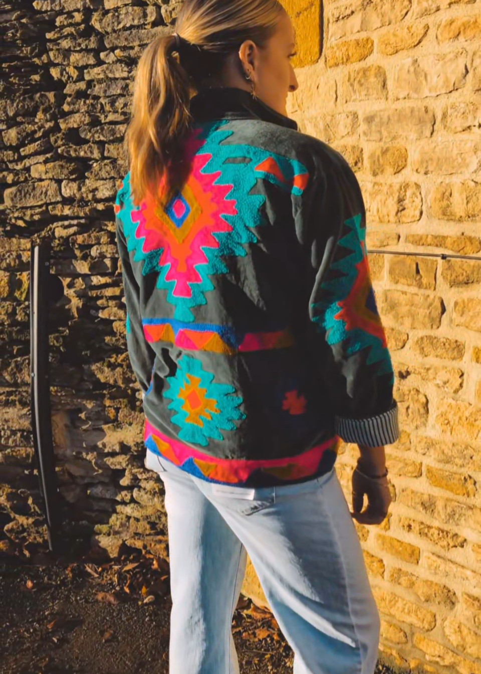 NAVECHO JACKET V (Emerald Green)