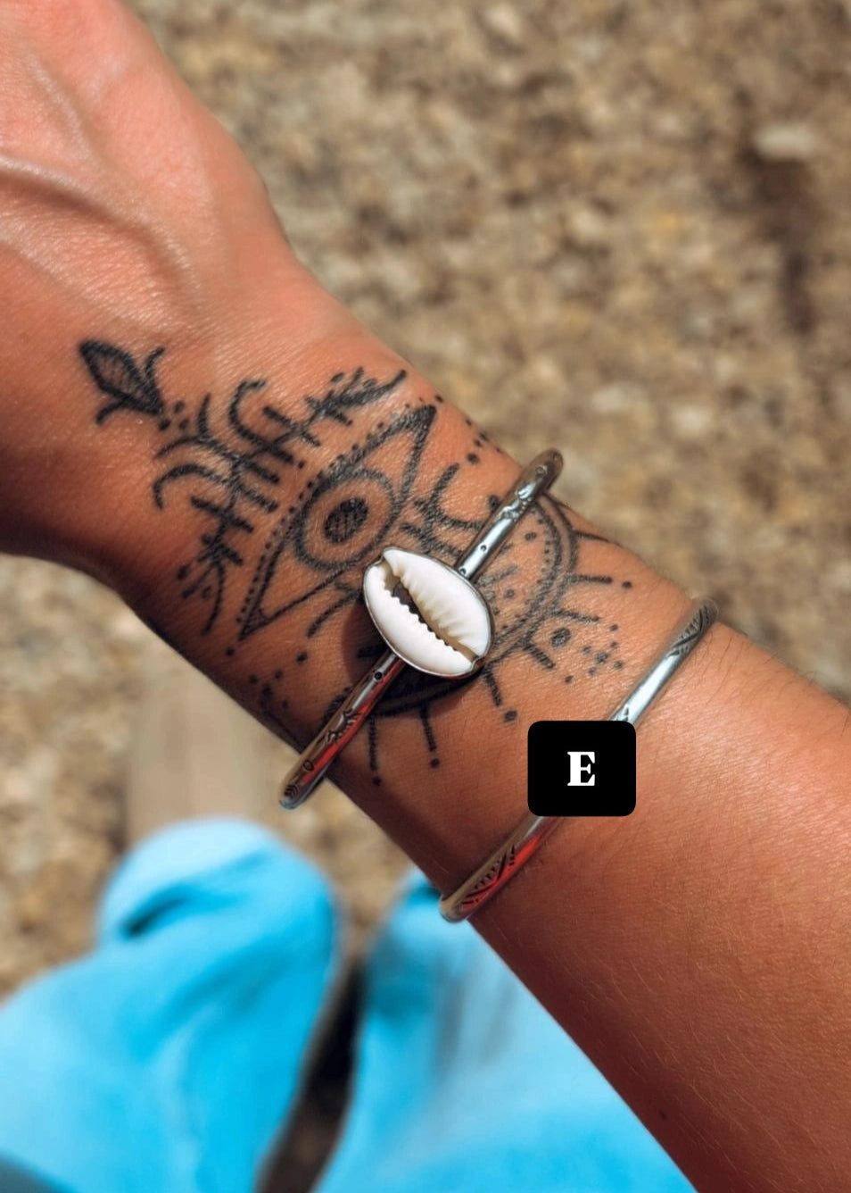 REBEL CUFFS